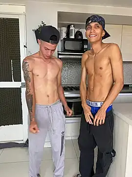 Wild_lovers_ webcam