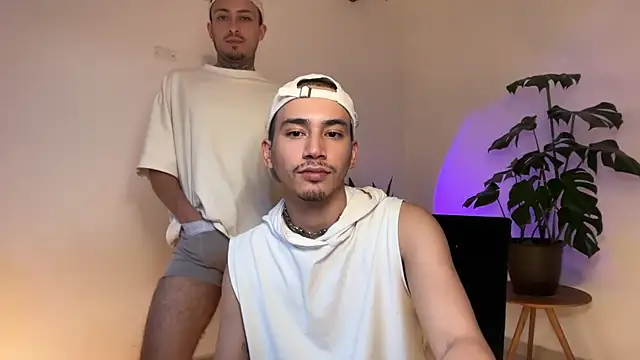 Noah_and_Steven webcam