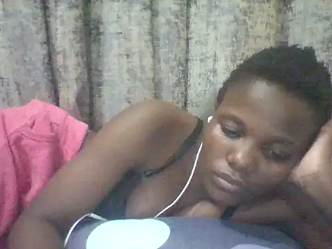 tina_2030 webcam