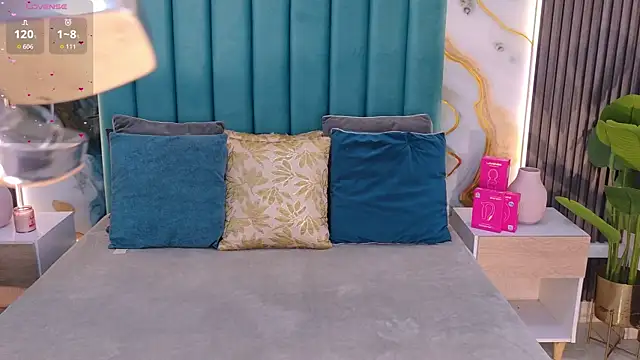 Velvet--Carter webcam
