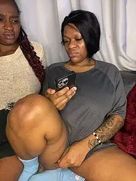 HotGarotinha webcam