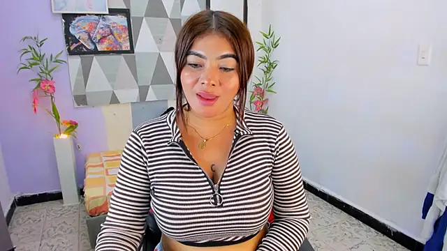 brenda-hot21 webcam