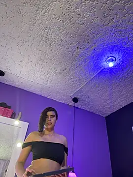 Kiara_velvett webcam