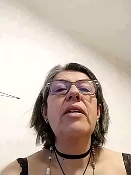 nocturnewhisper webcam