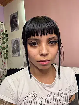 AlanaStormm webcam