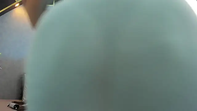 Mia_Dreaam webcam