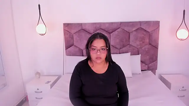 olivia_jhonsson_ webcam