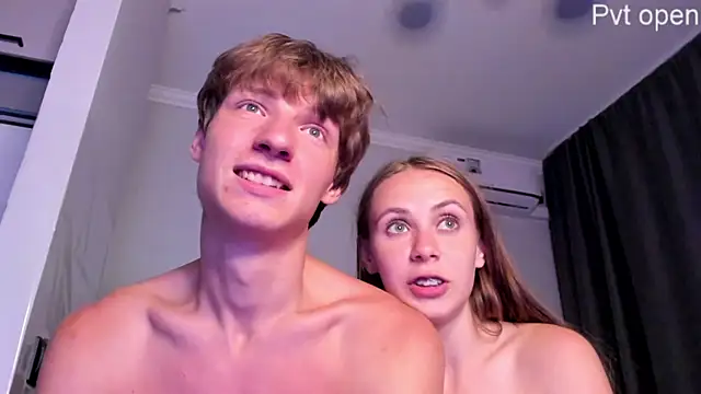4u4Love 🆚 live cam
