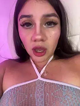 Zoe_Serrat webcam