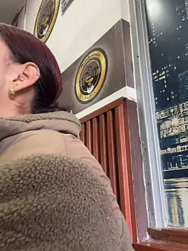 Sara-77 webcam