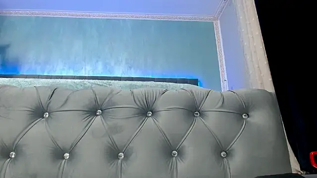 LaraLanee webcam