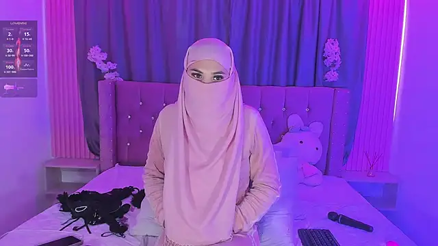 Nayla-Mouna webcam