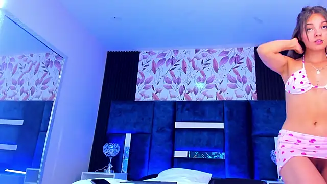 AmmyJones_ webcam
