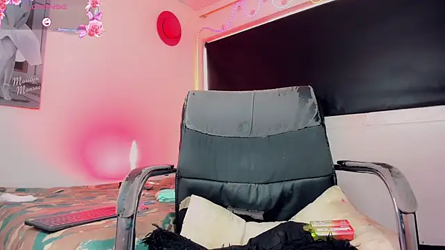 Kendall_hornyy webcam