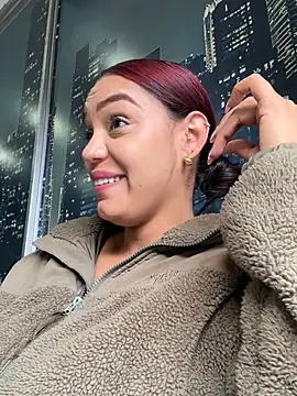 Sara-77 webcam