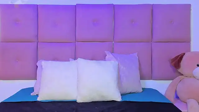 Piinksoul149 webcam