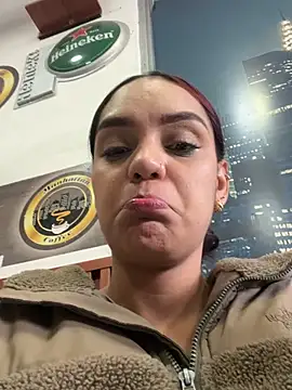 Sara-77 webcam