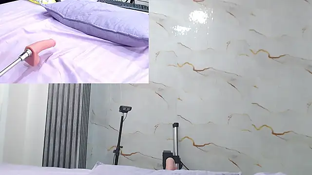 Emma_trons_ webcam