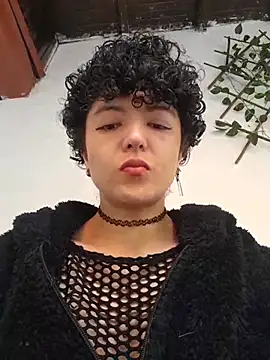 mysterysexx - MysterySexx's free webcam - UK Sex Cams