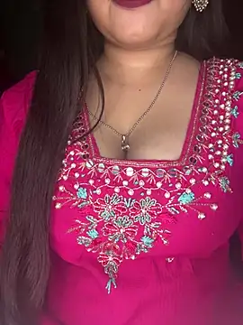 Curvy_Angle live cam on StripChat
