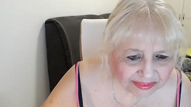 susilifexxx (Ask my age) - pussy time