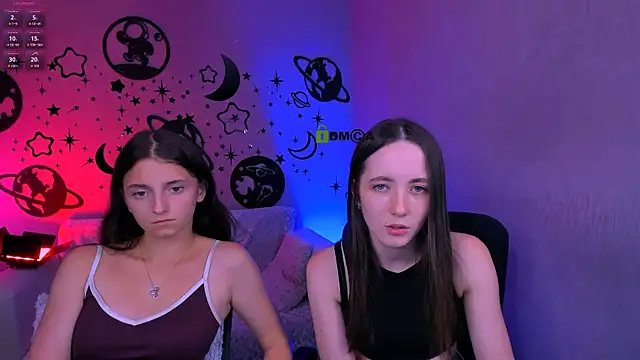 bella_dorn (G teen) - flash titis two girls