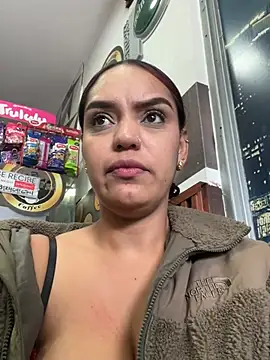 Sara-77 webcam