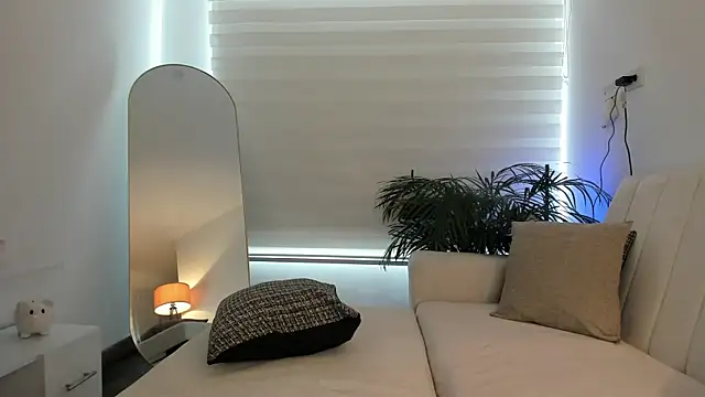 Ori_valentina webcam
