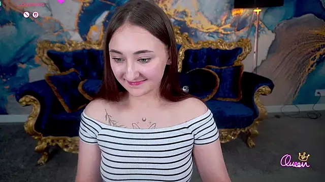 SashaDuvalle live cam on StripChat