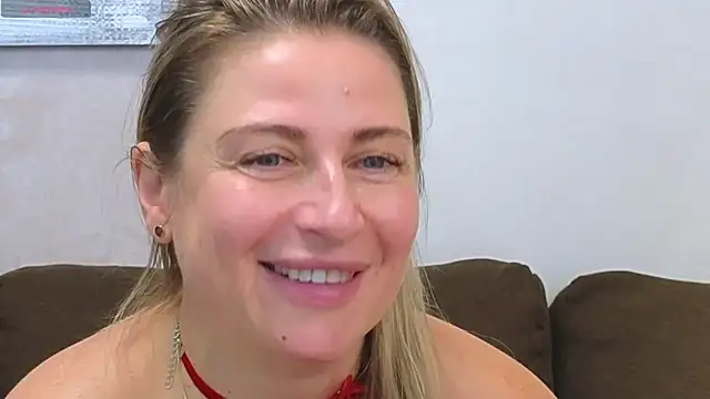 Lady_Murenza webcam
