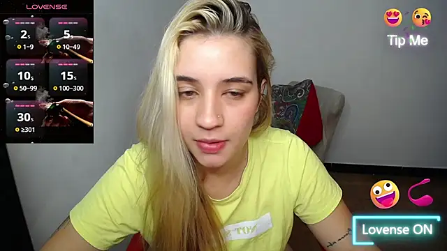 Ambar_lynn01 live cam on StripChat