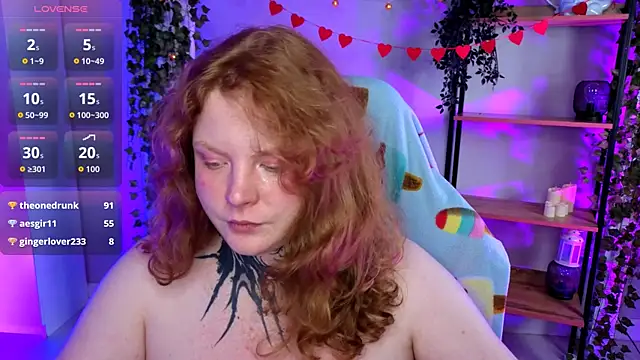 Cassie_xKiss live cam on StripChat