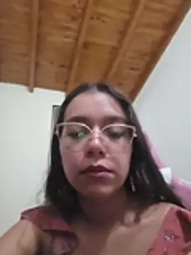 Andrea-Queen live cam on StripChat