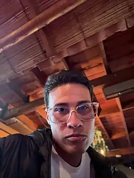 TavoHot_ webcam
