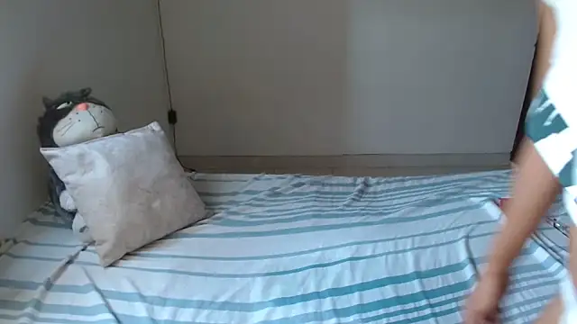 Raya_velvet webcam