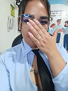 MAYE__13 live cam