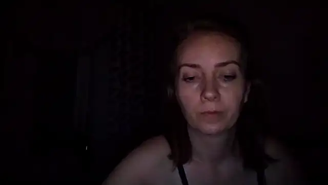 JenniferAlone webcam