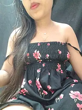 Roshni_98 webcam