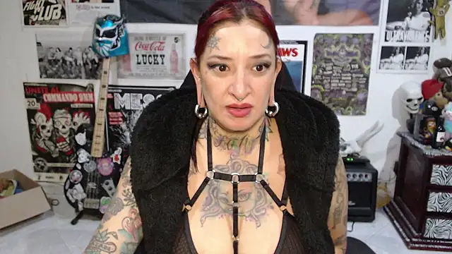 Rollyderolandia666 webcam