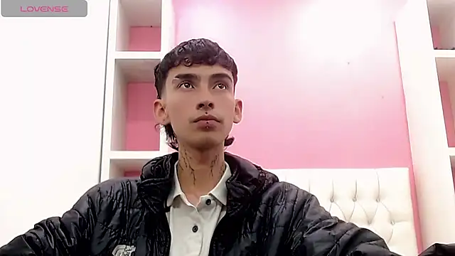 ttimy_x_boy webcam