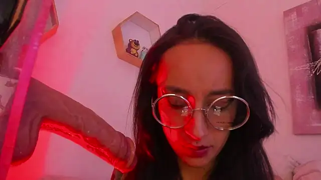 coral_jonesss webcam