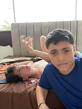 jacob_and_sam webcam