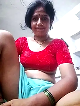 MISS-KAYA webcam