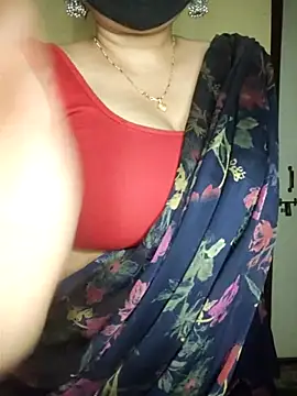 Sravvi499 webcam
