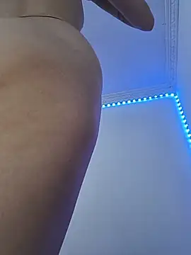 MaddyMendozax webcam