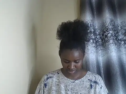 Prettygodess1 webcam
