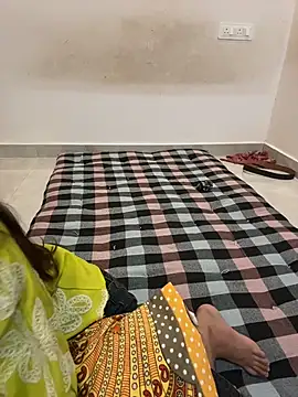 wild_sneha webcam