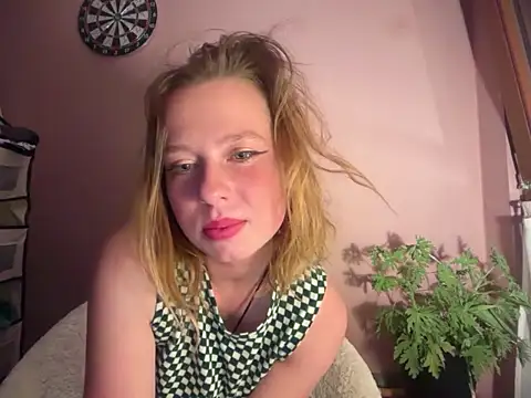 BettyFlirty webcam