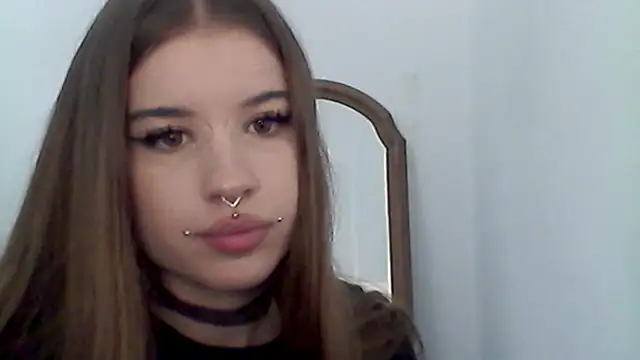 MollyHotTeen webcam