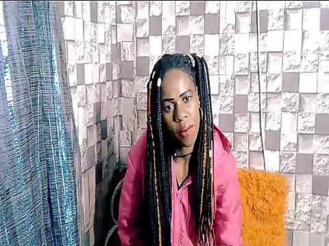 Ebony_sweetpeach webcam